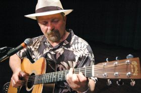Music Sessions in the Gallery: Toby Walker